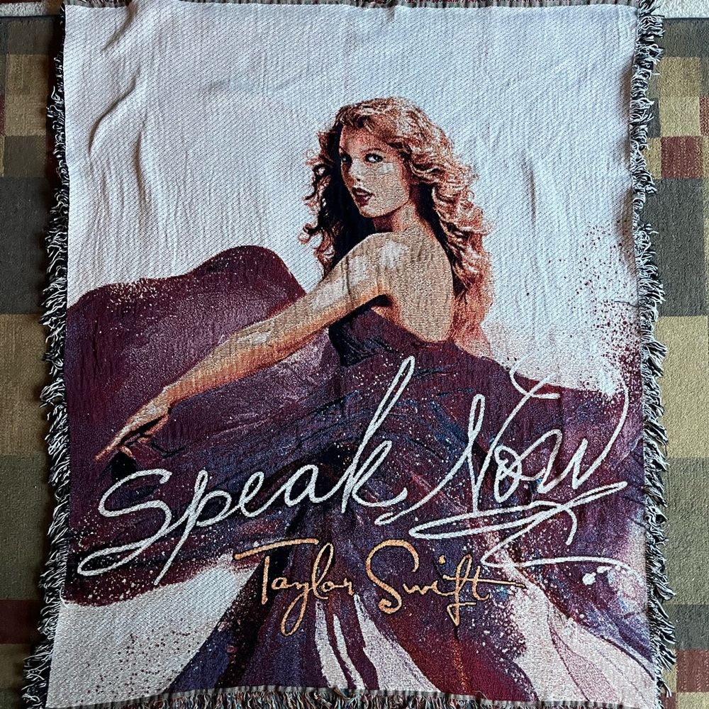 Original Concert Merch TAYLOR SWIFT SPEAK NOW TAPESTRY